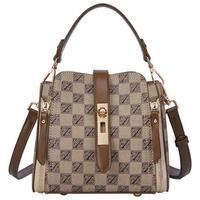 包包女2025包包出游大容量复古水桶包单肩包女式大容量斜挎包