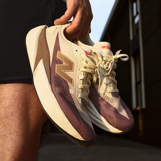  new balance 专业缓震 男士跑步鞋  43 (脚长27.5cm)