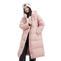 雪中飞 SNOWFLYING2025秋女士长款连帽羽绒服防寒保暖红色新年穿搭加厚