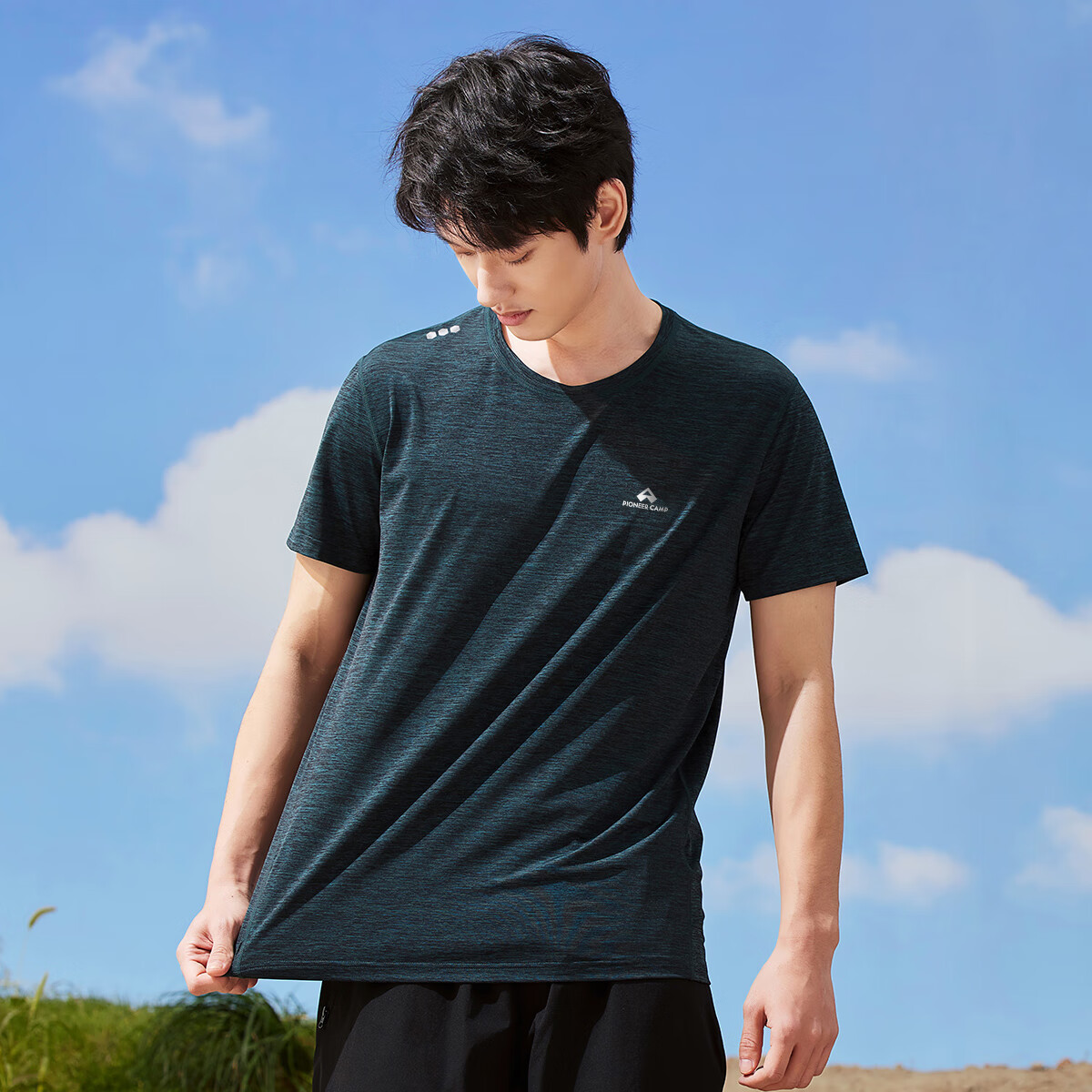绿色