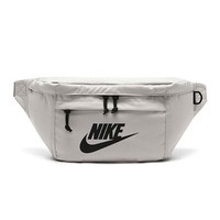 NIKE耐克斜挎包男女单肩包休闲包运动包户外骑行包大容量包情侣旅游包 BA5751-072/力荐大容量包/浅骨色 均码
