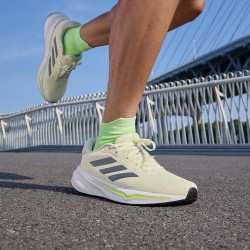adidas 网面 跑鞋