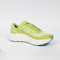思凯乐【飞天】户外越野跑鞋男女全地形防滑运动鞋缓震透气跑山鞋 青柠绿【男女同款】 42