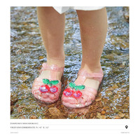 斯纳菲女童凉鞋沙滩夏季儿童下水包头公主软底防滑海边宝宝果冻鞋 樱桃布丁粉 29码