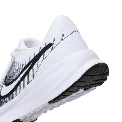 NIKE 男士跑步鞋  HM9594-102/主图款 40