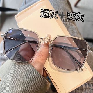  离梢 变色 女士近视眼镜  冷茶色（变茶） 近视双眼200度