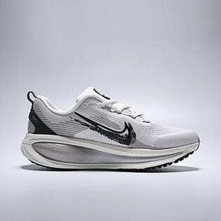 NIKE 2025年男子NIKE VOMERO 18 RUN跑步鞋 IB5726-100 44