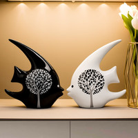 美杜 Meidu）现代简约陶瓷摆件家居饰品酒柜电视柜装饰品创意桌面客厅鱼摆设 简约陶瓷摆件