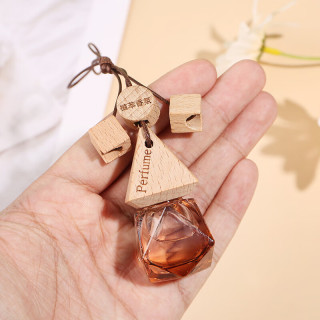 YUROUGE 汽车用饰吊坠香水 冰山雪松*1瓶