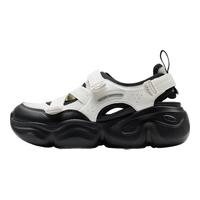 特步 女款透气轻便软弹休闲运动凉鞋