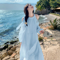 浅蓝海边度假连衣裙女2025春夏今年流行漂亮甜美露肩仙女裙子