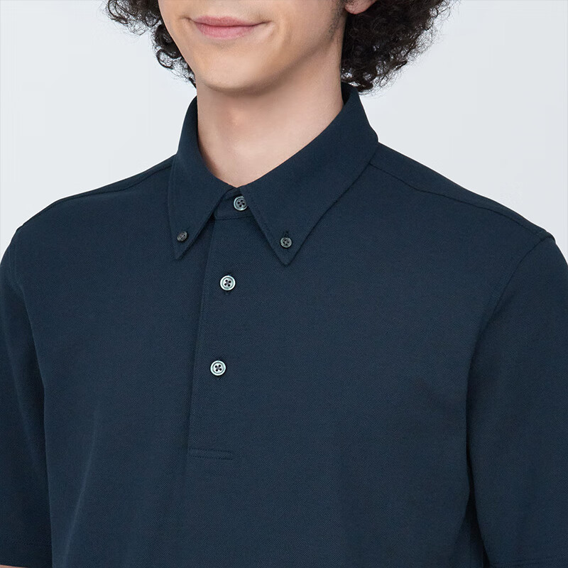 深藏青色