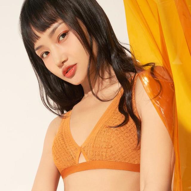 爱美丽 简约靓丽内衣全罩杯无纺布文胸