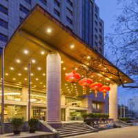 金龙潭御瑞酒店1晚+动物园门票+颐和园-皇家御河游