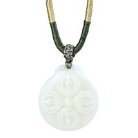 周大生（CHOW TAI SENG）和田玉白玉六字箴言吊坠祥瑞护身莲花梵文雕刻送女友生日礼物 六字箴言28*24.57.4mm