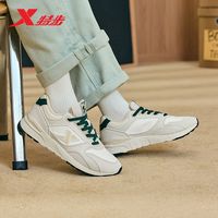  XTEP/特步 透气 女士运动鞋