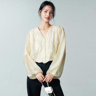 初棉 法式复古V领气质衬衫女提花设计感 25泡泡袖宽松显瘦衬衣