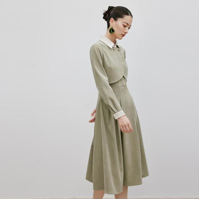 衣香丽影 灯芯绒假两件连衣裙女春秋装高端气质法式翻领裙子