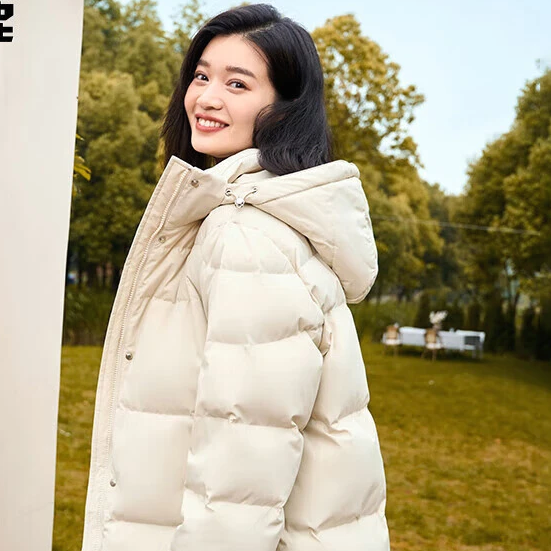 YALU 雅鹿 蓄热短款羽绒服女2023年冬季新款时尚休闲宽松小个子保暖羽绒外套 暖冬米