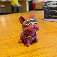 艾格辰原创潮酷斗牛犬树脂摆件创意潮流墨镜狗车载摆件家居桌面装饰 原创超酷斗牛犬摆件-红色 彩盒装