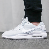 NIKE/耐克 气垫减震 女士运动鞋