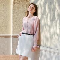 范思蓝恩 法式V领长袖衬衫女2025春韩系慵懒风宽松上衣1287 薄雾粉 XS