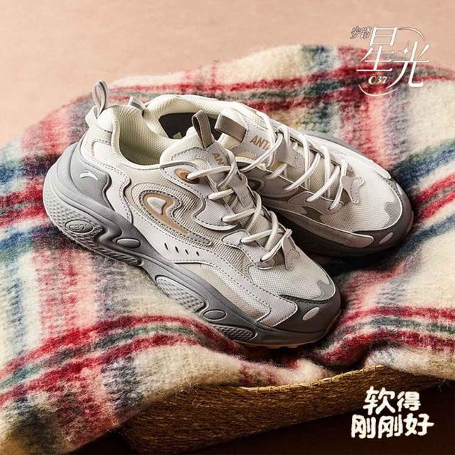 安踏 星光 老爹鞋 女款休闲运动鞋