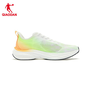 QIAODAN/乔丹 轻速5PLUS 男款超轻网面透气减震跑步鞋 乔丹白/飞影绿 44