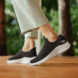  SKECHERS/斯凯奇 透气 女士运动鞋