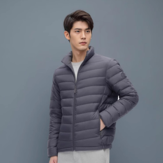 波司登 2025短款轻便保暖排骨羽绒服男士立领三防外套轻薄户外