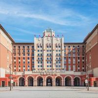 【2店通兑】环球影城大酒店/诺金度假酒店 1晚 豪华双大床房+环球影城单日门票2张（限18-25岁）+提前入园权益