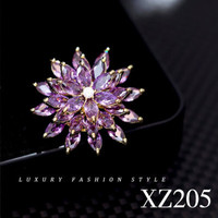 QUAMER 施华洛世奇工艺时来运转旋转雪花胸针高档女设计感小众精致西装胸 紫色冰凌花(礼盒装)中间花瓣可旋