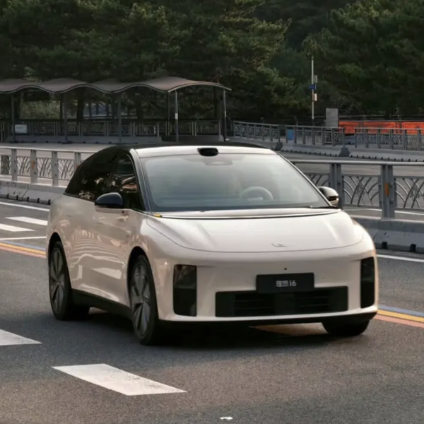 LEADING IDEAL 理想 i6