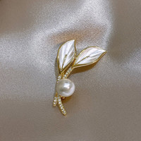 UHFR 金店款叶片珍珠胸针 叶片