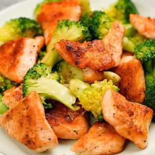 掬芥 冰鲜三文鱼鱼尾肉宝宝辅食香煎海鲜