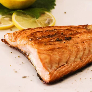 掬芥 冰鲜三文鱼鱼尾肉宝宝辅食香煎海鲜