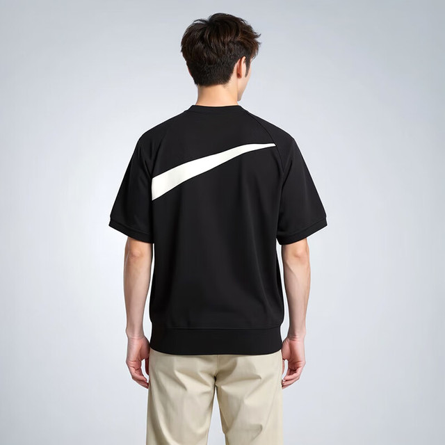 NIKE 耐克 极简廓形 男款运动T恤 FB7872-010