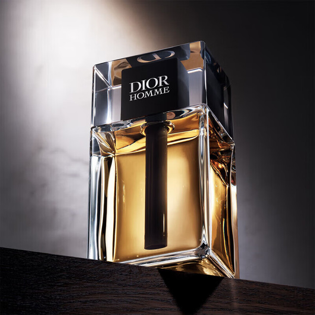 Dior 迪奥 桀骜男士淡香水100ml木质香调留香香氛礼盒生日礼物送男友