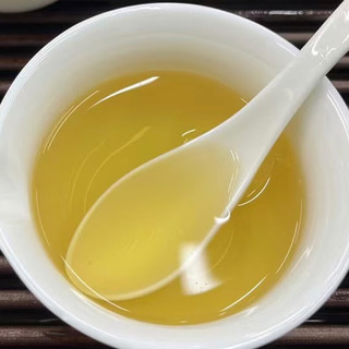 杨昌号2018年冰岛龙珠老树原料茶云南普洱生茶回甘甜生茶罐装168克20粒 冰岛龙珠（单罐装20粒）
