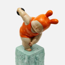 稀奇 XQ 稀奇 瞿广慈雕塑 掷铁饼baby 桌面摆件 酒红