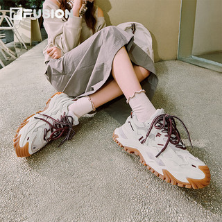 FILA FUSION斐乐潮牌硬糖奶茶|女款厚底增高休闲运动老爹鞋 【霸气杨梅】雪白/雨雾灰w 37.5