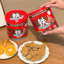 真丝 ！万宝路Marlour真丝富铁蛋白质巧克力味威化饼干小零食