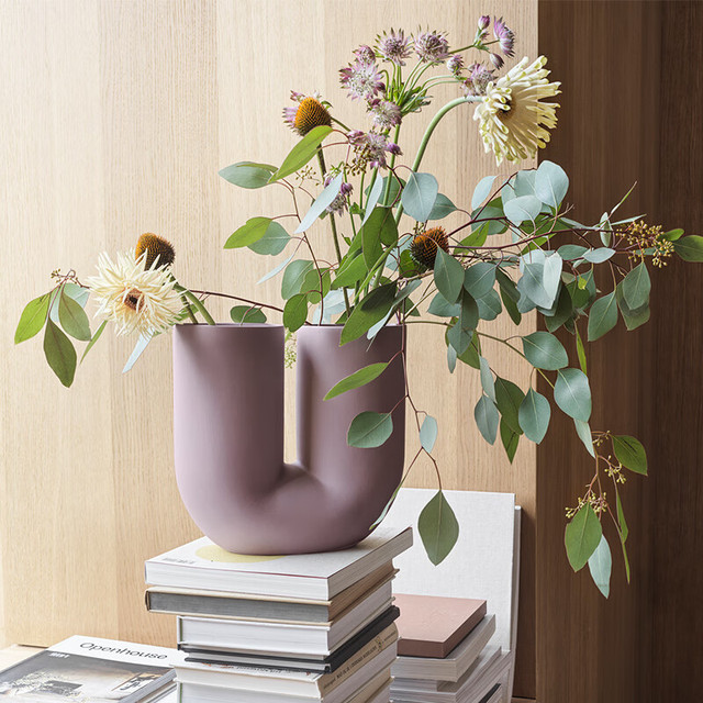 MUUTO Kink Vase 釉质花瓶 北欧简约 客厅插花摆件 丁香色