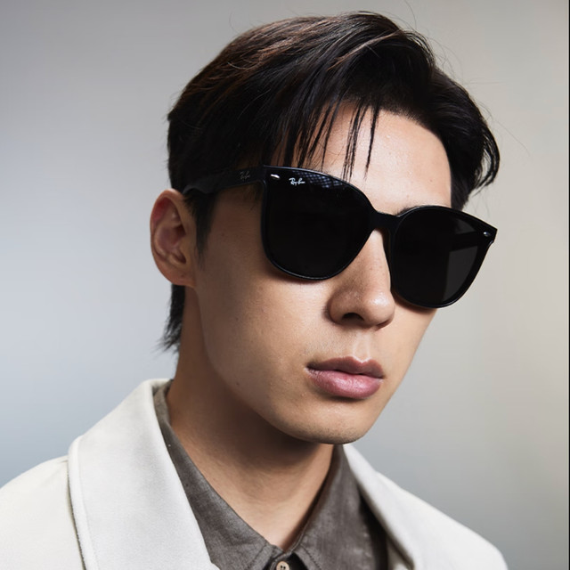 值选：Ray-Ban 雷朋 大框小脸太阳镜墨镜 0RB4423D 601/87黑色镜框深灰色镜片 尺寸66