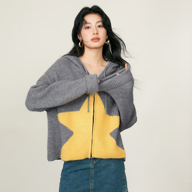 BASIC HOUSE 百家好 撞色星星绵羊毛连帽毛衣