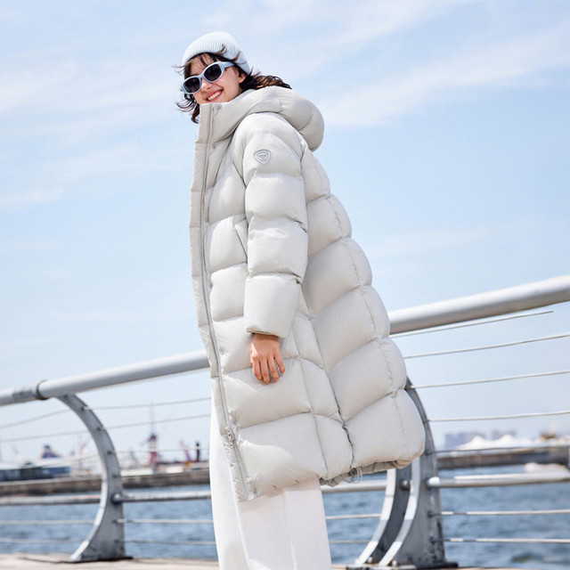 坦博尔 云感泡芙5.0 超级加厚连帽羽绒服 充绒量273g