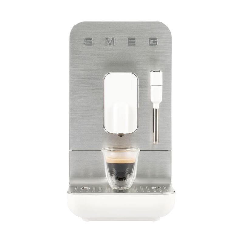 Smeg 斯麦格 BCC02 全自动咖啡机