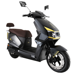 五星钻豹 X3PLUS 电动车 72V38AH 长续航电动摩托 2000W