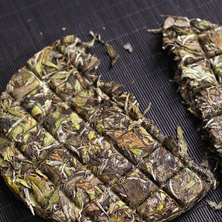 花小茵福建白茶 花香白牡丹白茶饼