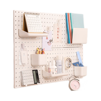 deli 得力 XDM52 带盖收纳盒 8.7*8.7*9.7cm 白色